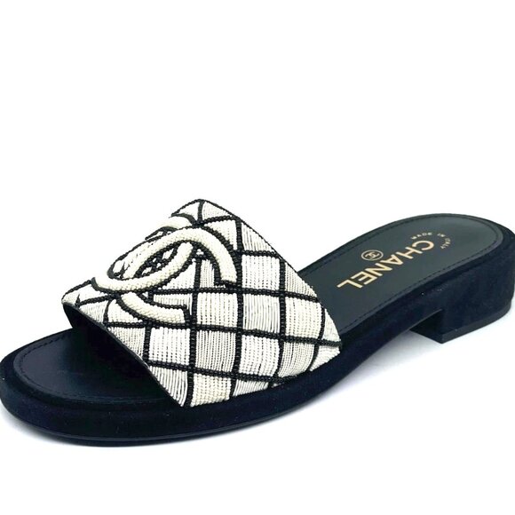 CHANEL 21A  Embroidered Pearl CC Suede Flat Slide Mules Sandals Shoes - Picture 2 of 15